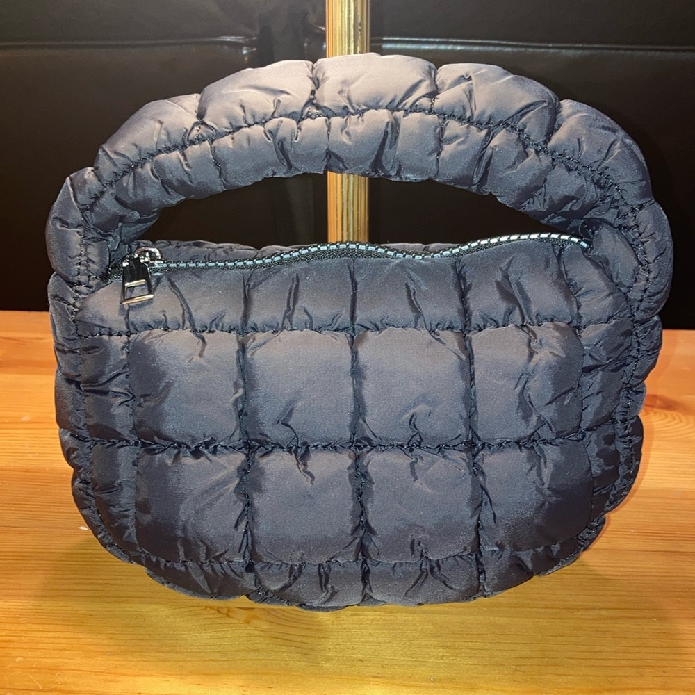 Puffer Chic Quilted Handbag - Black